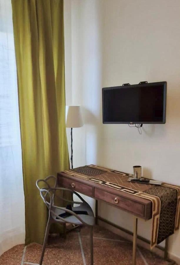 Hotel Migu Point Pisa Exterior foto